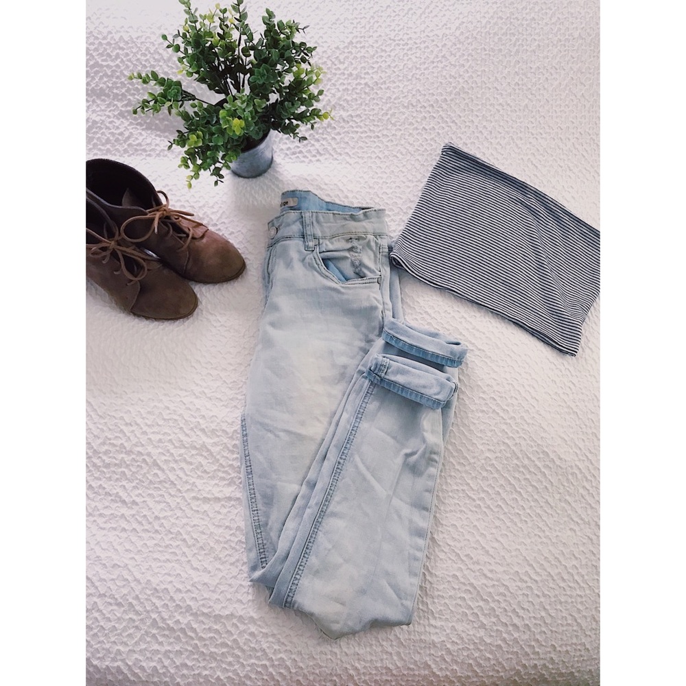 Refuge / Vintage Mid Rise Jeans